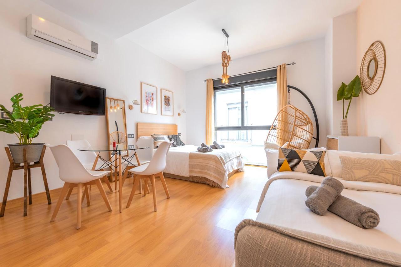 Romantic Studio In The Center By Rems Málaga Extérieur photo
